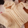Asiakaskuva DROPS Merino Extra Fine Uni Color -lanka - 50g - Natural (01)