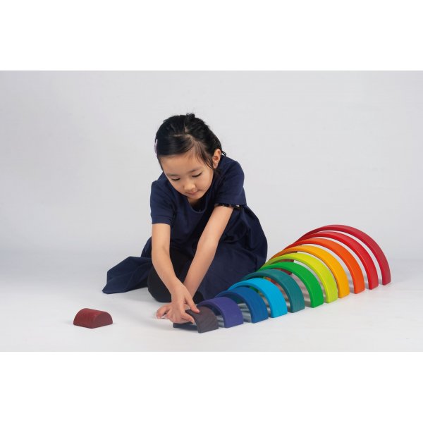 Puinen sateenkaari 12 osaa Puinen sateenkaari 12 osaa