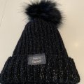 Asiakaskuva Viking lanka Heijastinlanka 50g - Musta (403)
