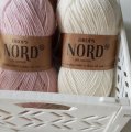 Asiakaskuva DROPS Nord Uni Color lanka - 50g - Natural (01)