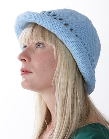 Neulekuvio - Hattu ja laukku