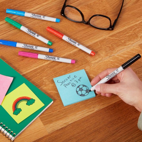 Kuitukynäsarja Sharpie - Ultra Fine 12 kpl - Eri värejä Kuitukynäsarja Sharpie - Ultra Fine 12 kpl - Eri värejä