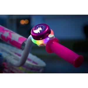 Lasten moniv�rinen polkupy�r�n soittokello LED-valolla