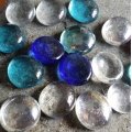 Asiakaskuva Kiilt�v�t lasipallot 18 - 20 mm - vaaleansininen 100 g / 20 kpl.