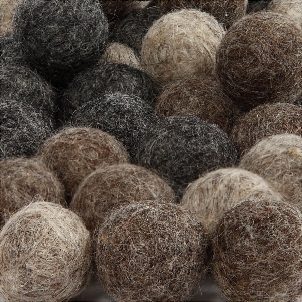 Villahelmiä - luonnollisia värejä - 64 kpl Villahelmiä - luonnollisia värejä - 64 kpl