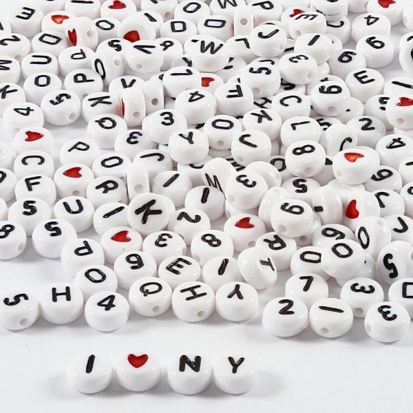 Kirjehelmiä - musta/valkoinen - Ø7 mm - n. 1500 kpl Kirjehelmiä - musta/valkoinen - Ø7 mm - n. 1500 kpl