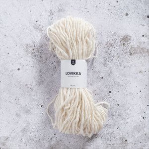 Lovikka lanka 100g - Natural Lovikka lanka 100g - Natural