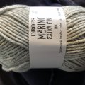 Asiakaskuva DROPS Merino Extra Fine Mix -lanka - 50g - Vaaleanharmaa (05)