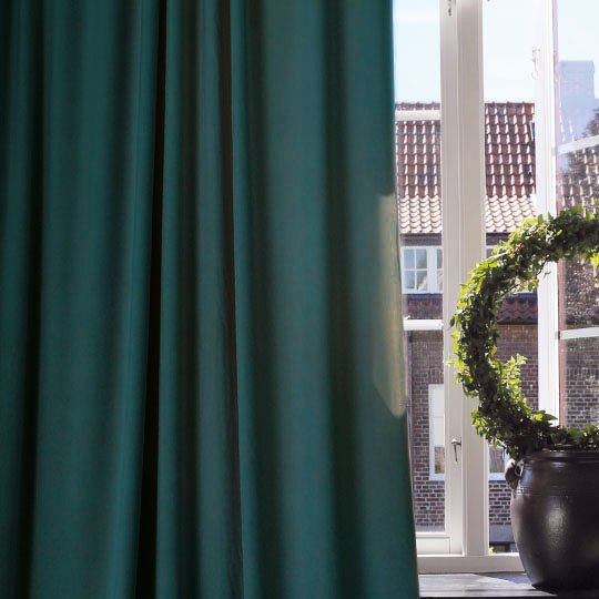 Polyesterisametti 150 cm Polyesterisametti 150 cm