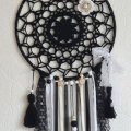Asiakaskuva Puiset helmet 14 mm - mustat 18 kpl. rei�n halkaisija 3,0 mm