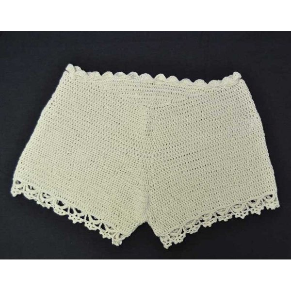 Virkattu kuvio - Virkatut shortsit