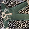 Asiakaskuva DROPS Merino Extra Fine Uni Color -lanka - 50g - Metsänvihreä (31)