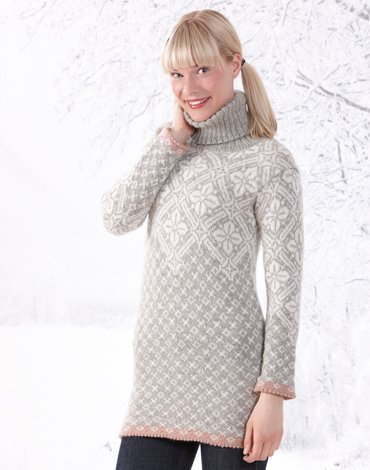 Neulekuvio - Kuvioneulottu tunika poolokauluksella Neulekuvio - Kuvioneulottu tunika poolokauluksella