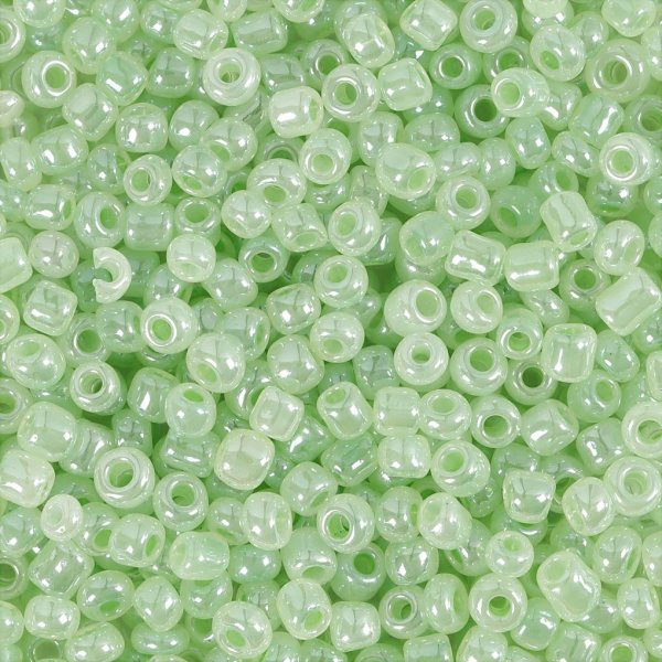 Rocaille-helmet - pehme vihre - 25 g