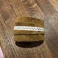 Asiakaskuva Nahkakappaleet 1 kg - Ruskea